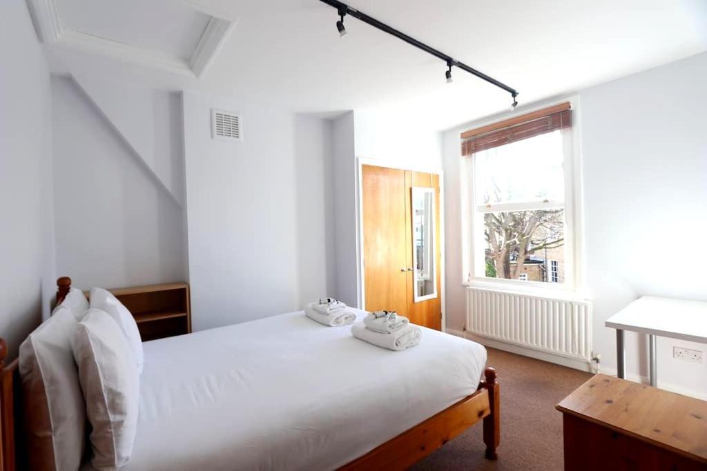 3 Bedroom Prime Angel Location London Eksteriør billede